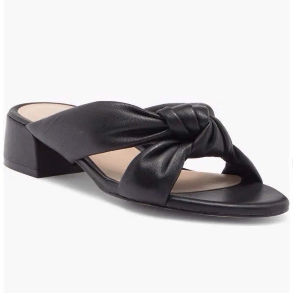 Stuart Weitzman Playa Leather Knot Sandals in Black Size 9.5 Medium Width Fit.